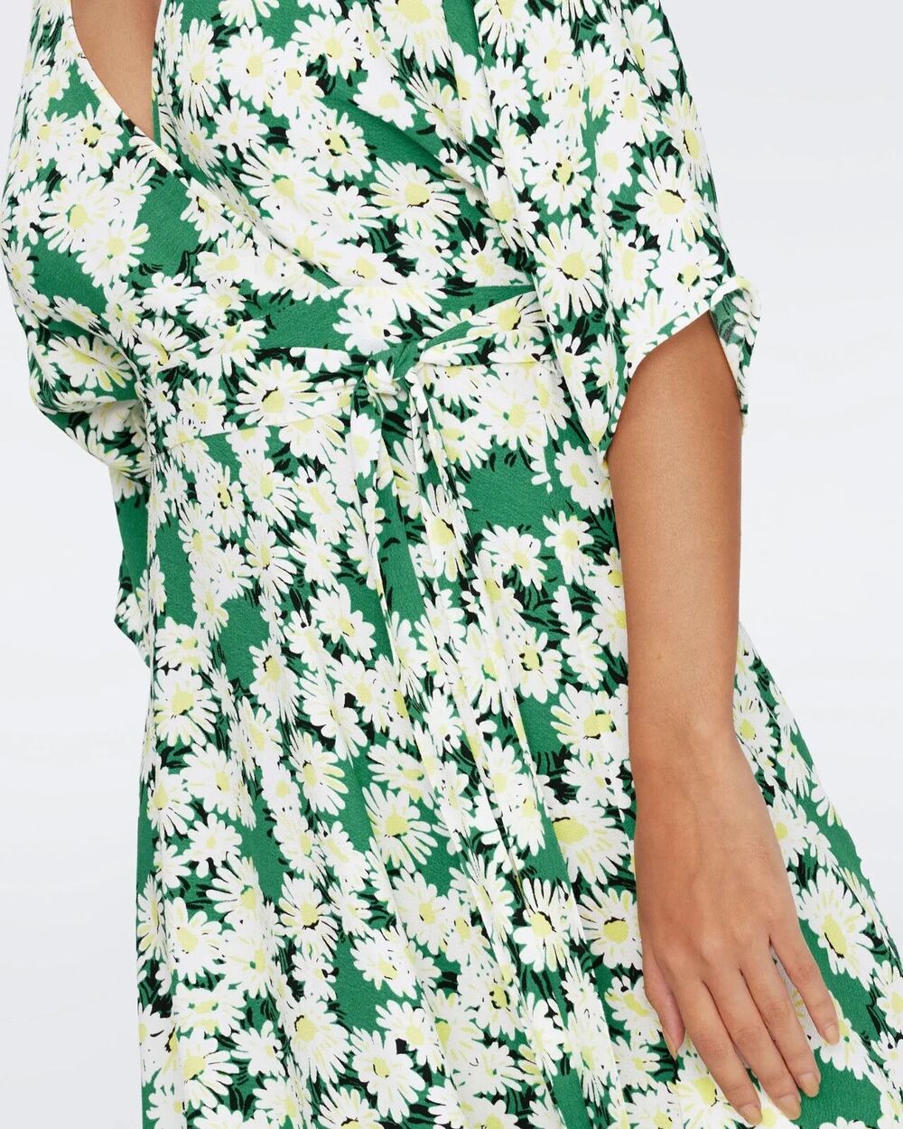Diane Von Furstenberg womens Eloise Faux Wrap Midi Dress sz 00 Green Floral $378 - Picture 3 of 9